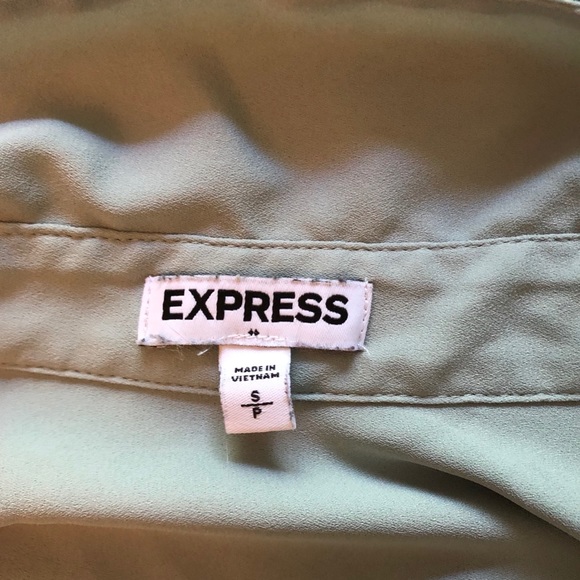 Express Blouse - Picture 2 of 4